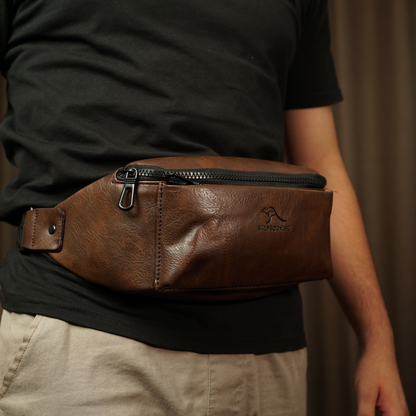 Banane Vintage en Cuir – Élégance & Praticité