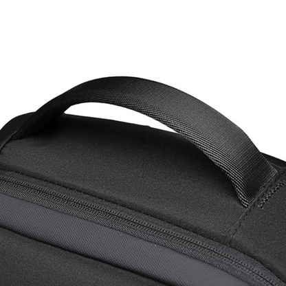 Sac à Dos Urbain Connecté – Élégance & Praticité